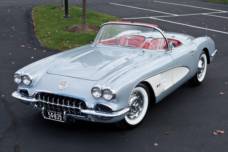  Chevrolet Corvette Light Blue 1960 года  (фото 8 из 21)
